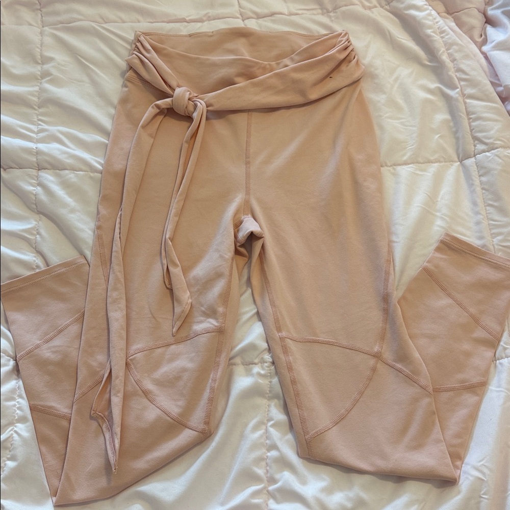 Free People Movement Ursa Tie Waist Leggings Peach/Pink Women's Small